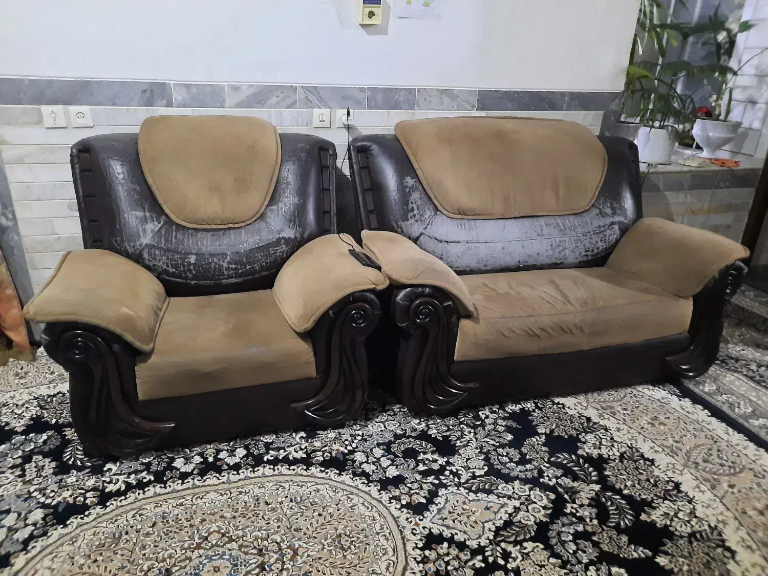 فروش مبل دست دوم|مبلمان خانگی و میز عسلی|جیرفت, |دیوار