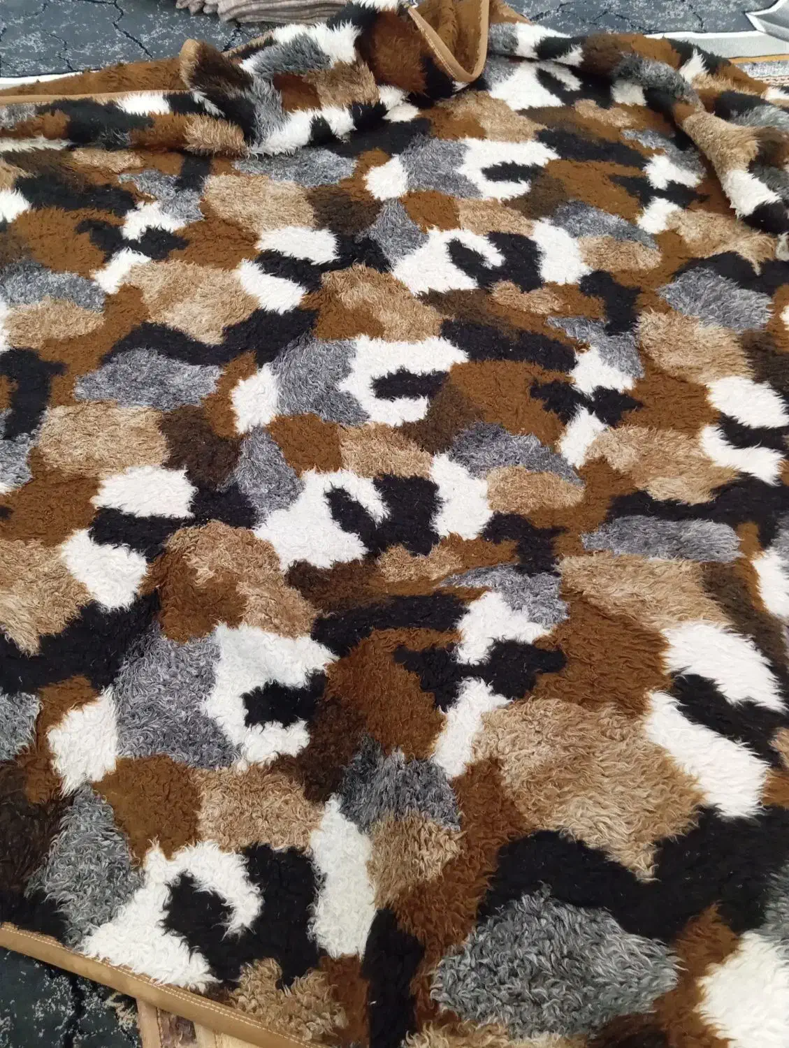 روبالشی وپتو|رختخواب، بالش، پتو|ارومیه, |دیوار