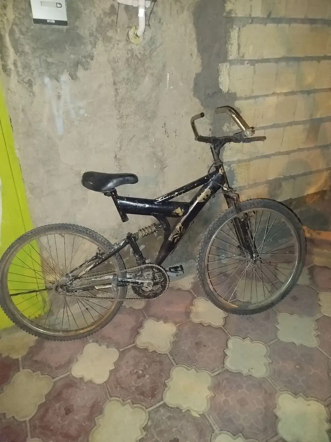 دوچرخه 26|دوچرخه، اسکیت، اسکوتر|زنده رود, |دیوار