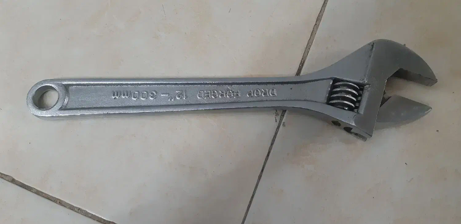 آچار فرانسه|ابزارآلات|مشهد, انقلاب|دیوار