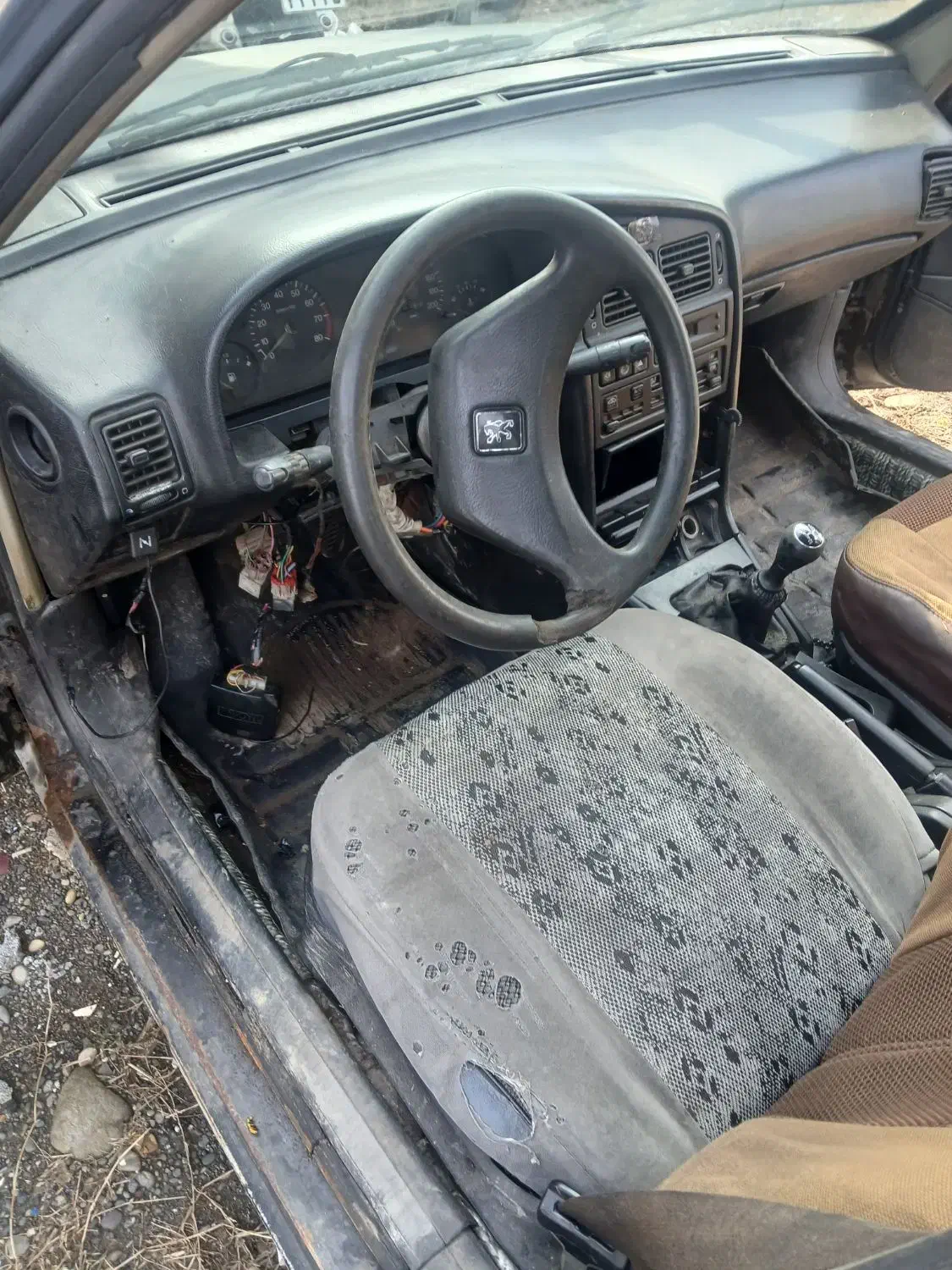 پژو ۲۰۰۰ مدل ۸۰ مشکی|خودرو سواری و وانت|نقده, |دیوار