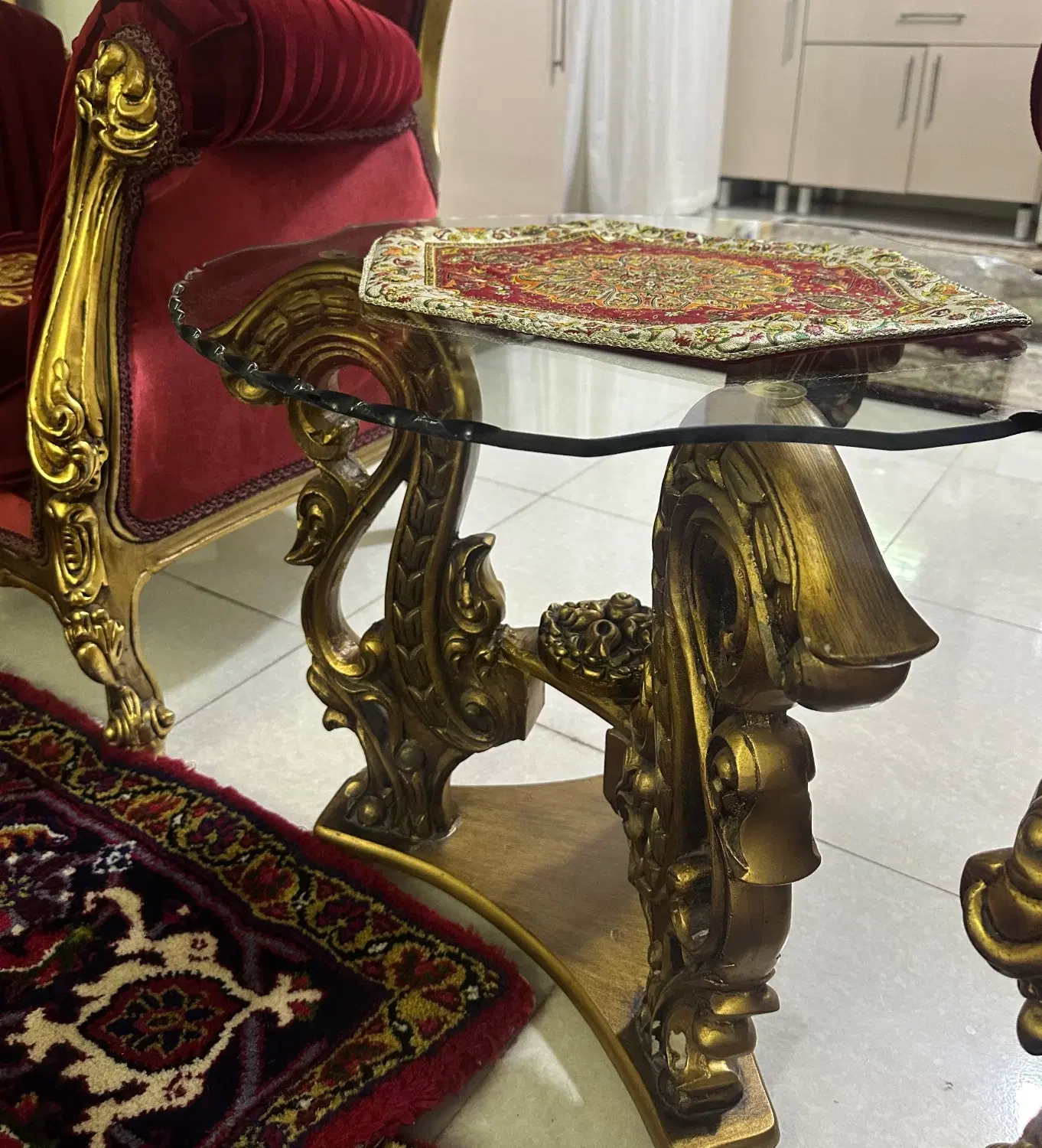 جلو مبلی و میزعسلی|مبلمان خانگی و میز عسلی|تهران, باغ خزانه|دیوار