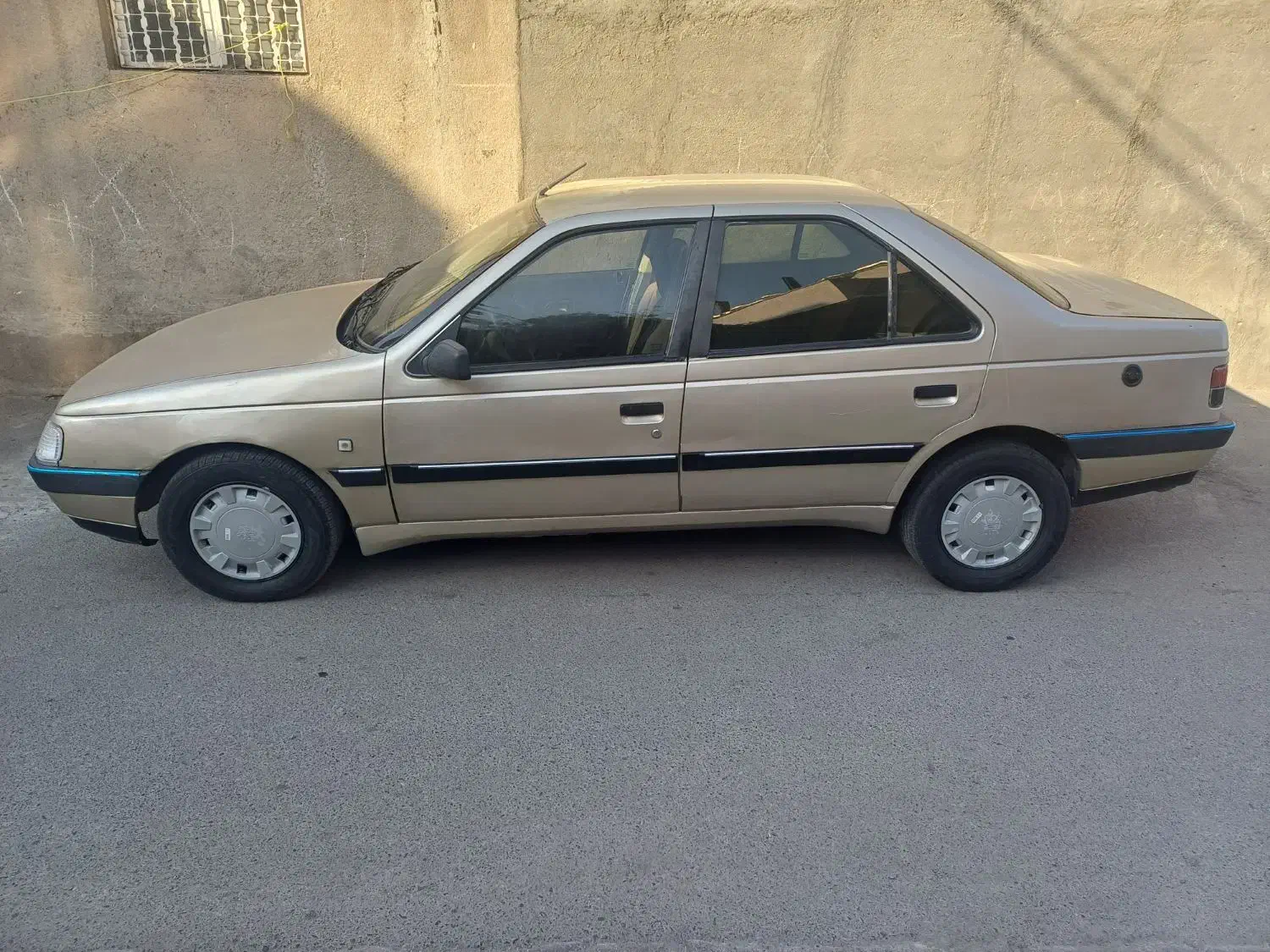 پژو۴۰۵ مدل ۸۴|خودرو سواری و وانت|خوی, |دیوار