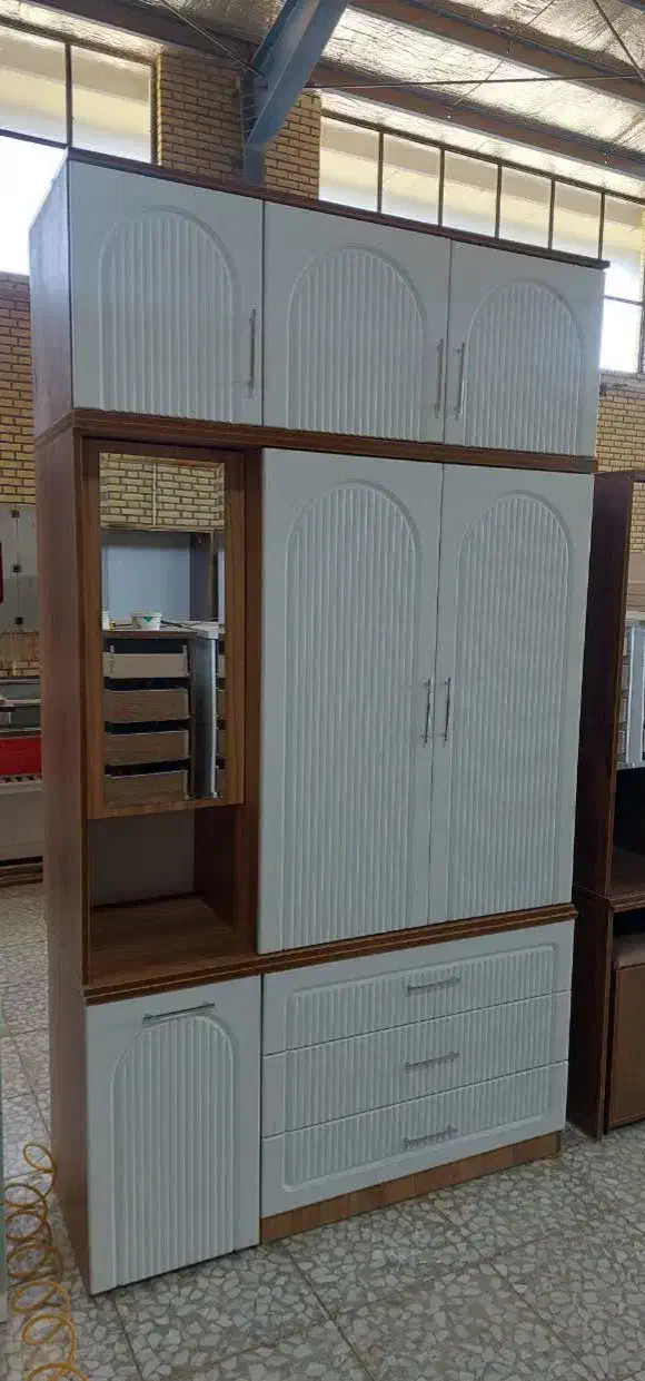 کمد میز آرایش دار|جاکفشی، کمد، دراور|قم, شاه ابراهیم|دیوار