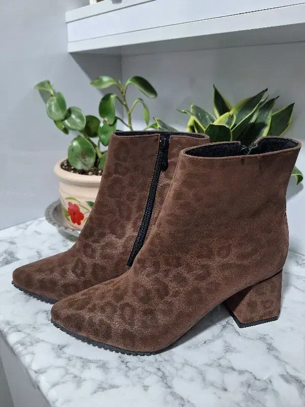 بوت سایز 38|کیف، کفش، کمربند|کهریزک, |دیوار