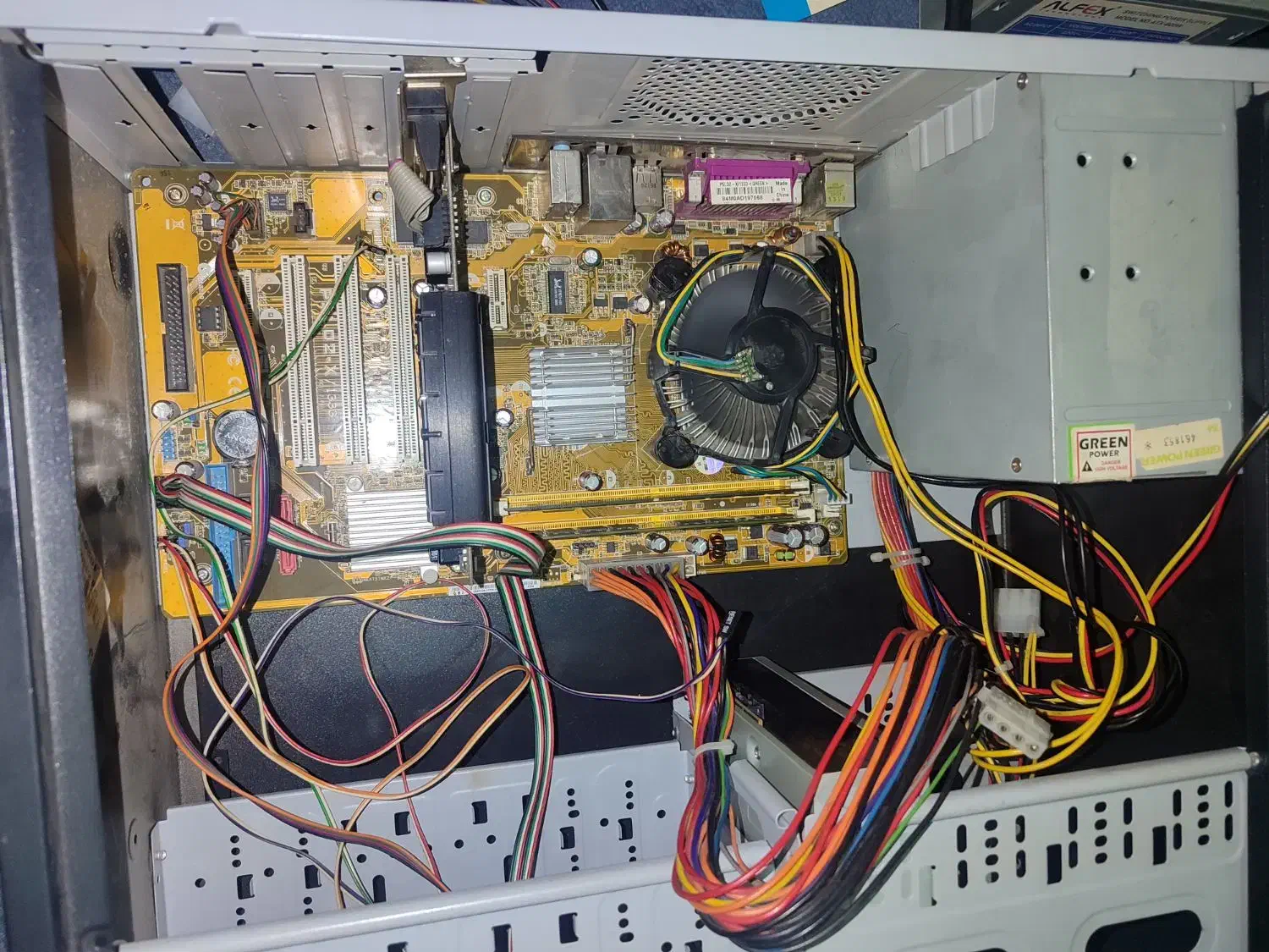 کیس کامپیوتر|رایانه رومیزی|تبریز, |دیوار