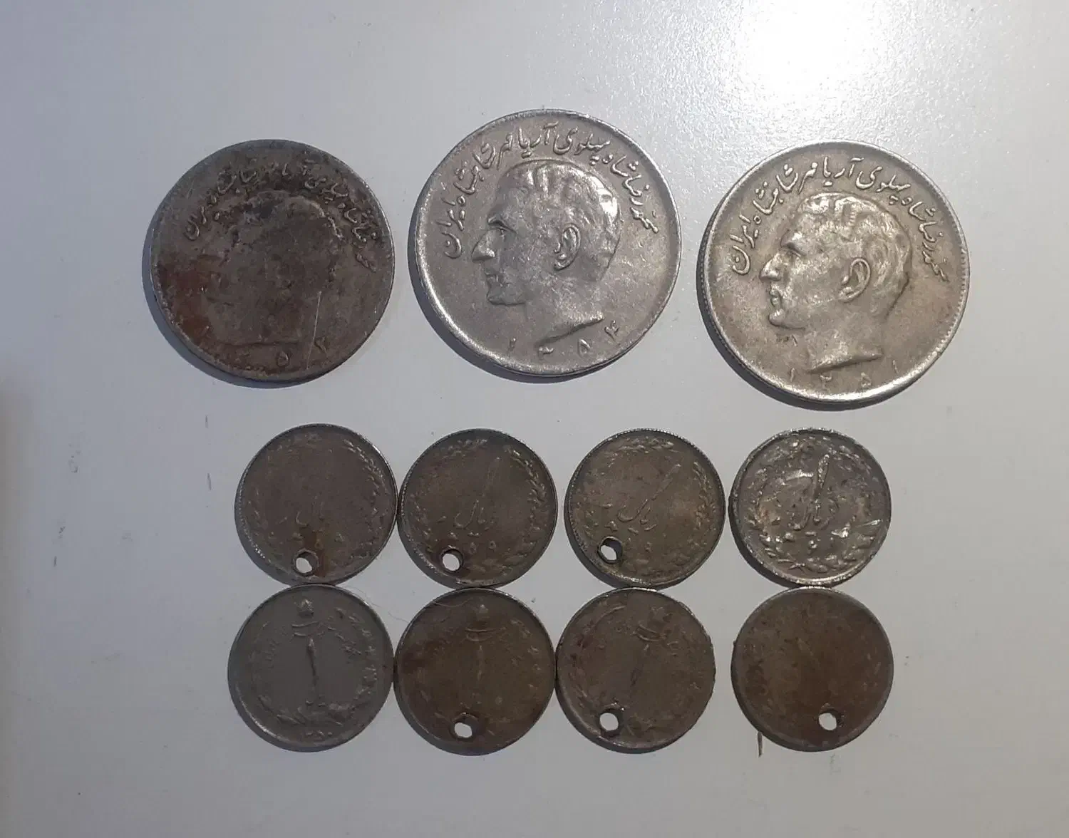 سکه و اسکناس قدیمی|کلکسیون سکه، تمبر، اسکناس|رشت, حمیدیان|دیوار