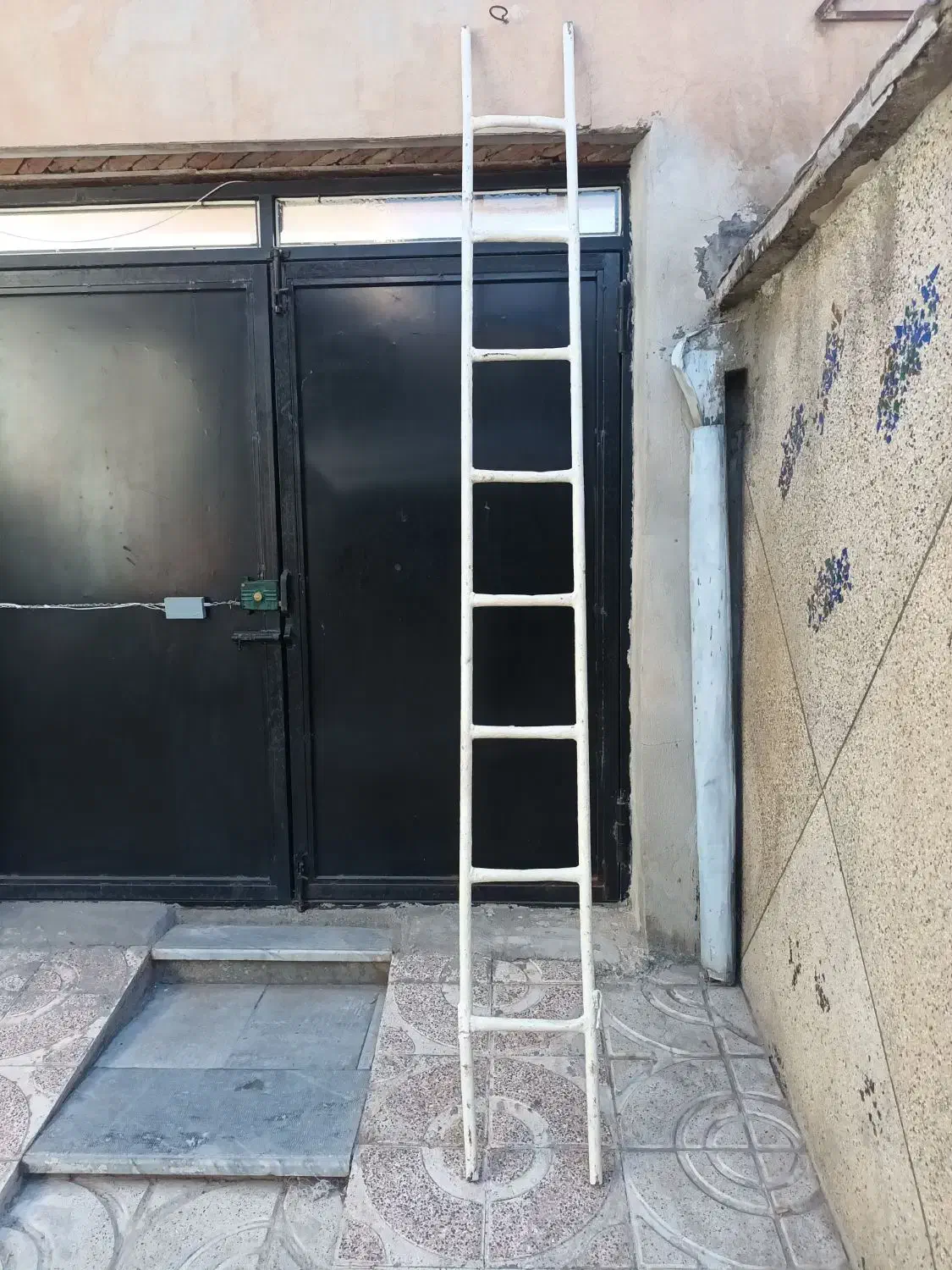 نردبان به اندازه ۳متر کامل به فروش می‌رسد|فروشگاه و مغازه|خوی, |دیوار