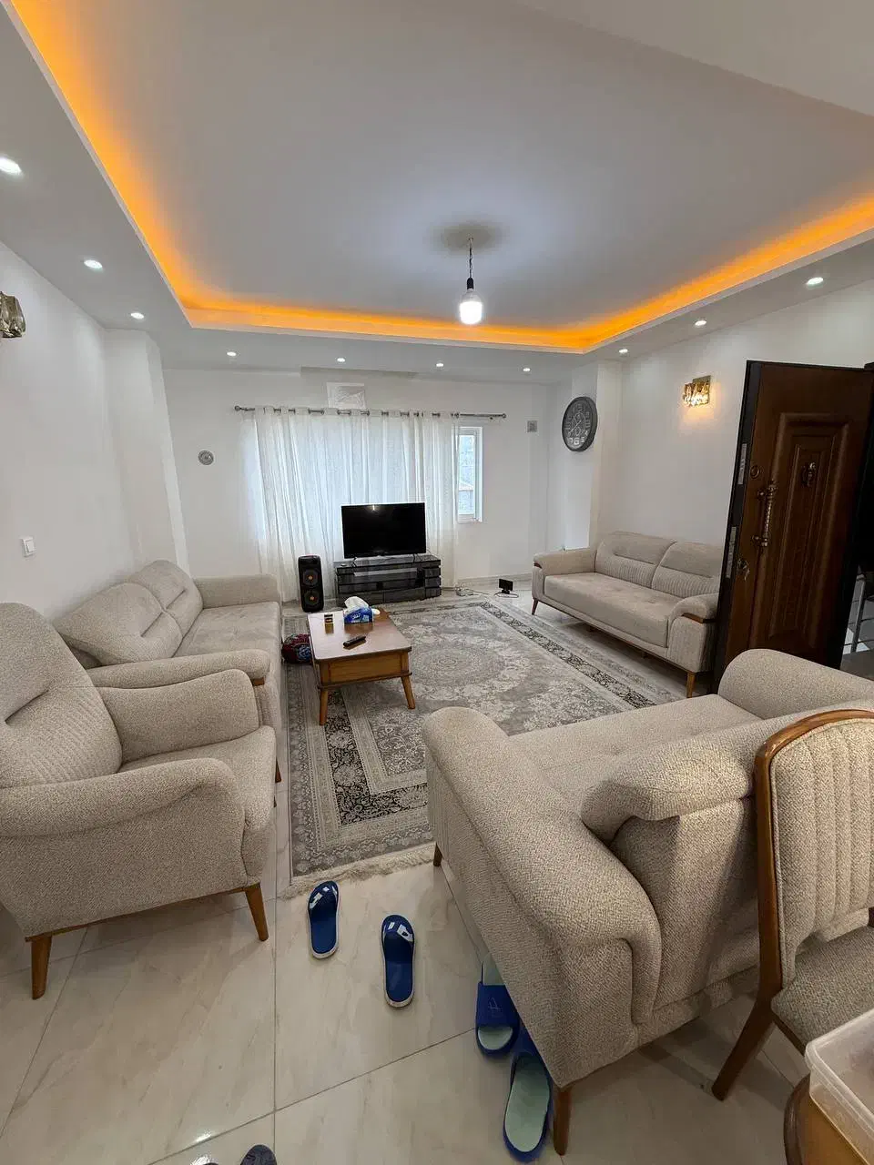 آپارتمان ۹۵ متری با لوکیشن عالی و شهری|فروش آپارتمان|محمودآباد, |دیوار