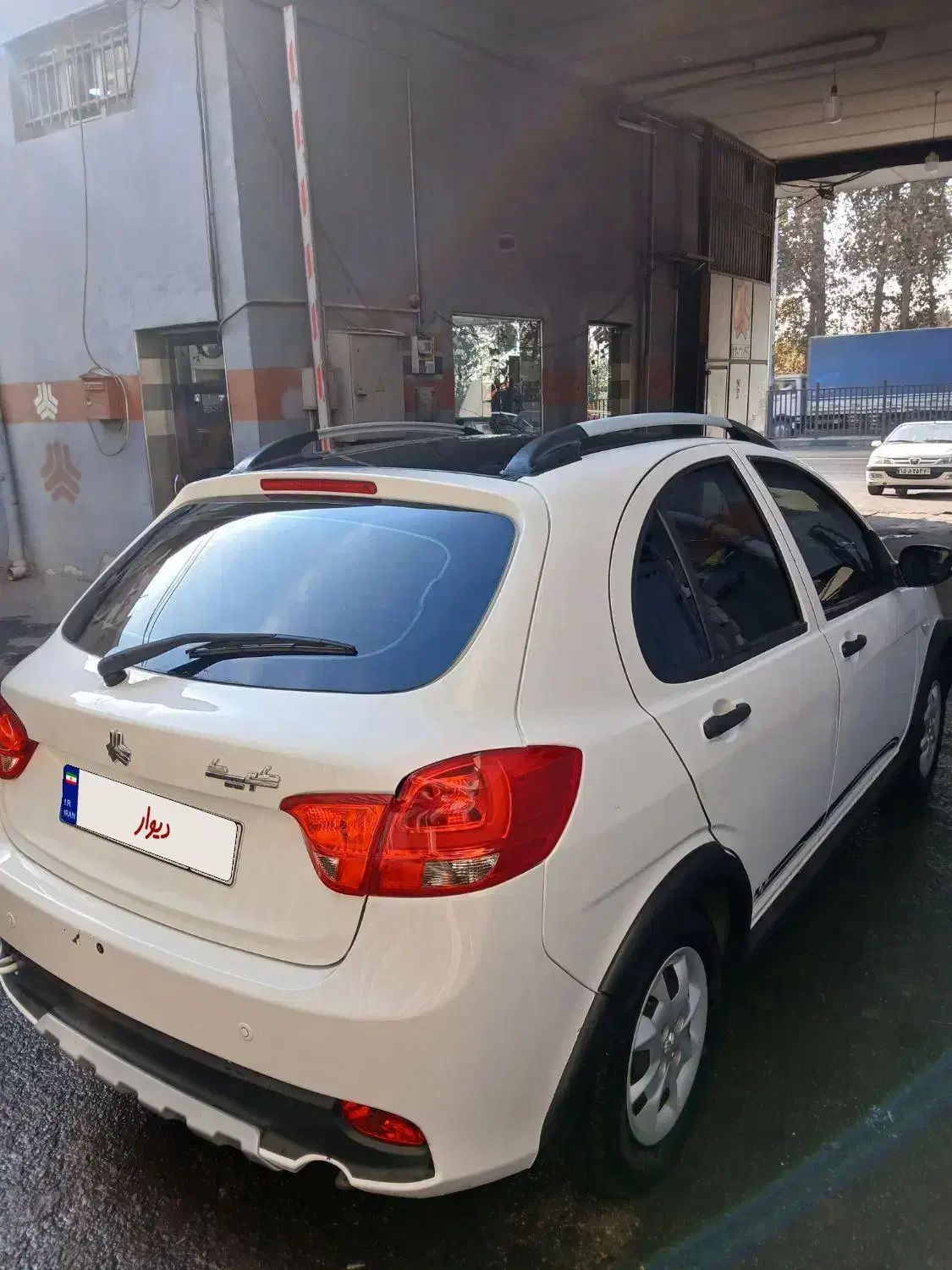 کوییک ار اس ۴۰۲ بدون رنگ|خودرو سواری و وانت|کرج, شهرک احمدیه‎|دیوار