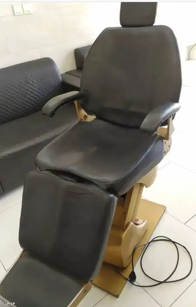 صندلی اصلاح مردانه|آرایشگاه و سالن‌های زیبایی|کاشان, شهرک ولیعصر|دیوار