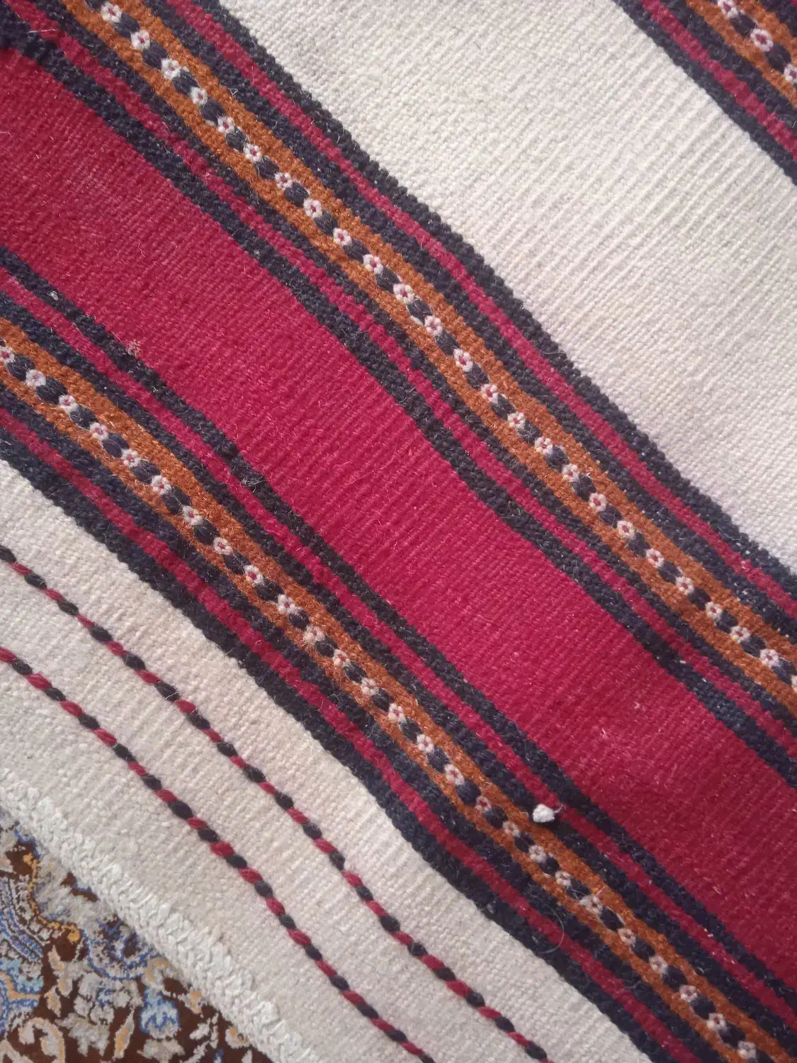 گلیم نو نو|گلیم، جاجیم، گبه|مشهد, مشکینی (شهرک غرب)|دیوار