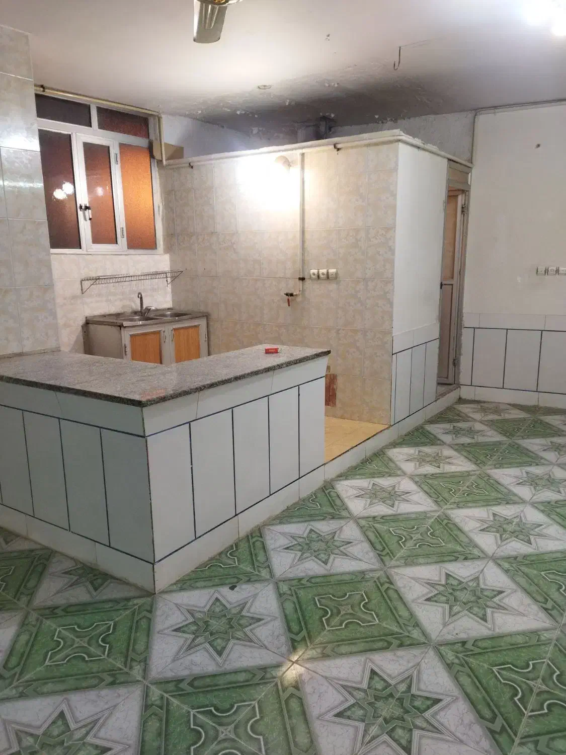 منزل مسکونی ،سوئیت آماده به اجاره|اجارهٔ آپارتمان|شهرضا, |دیوار