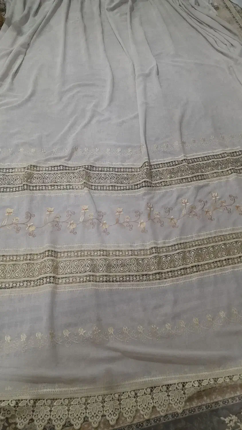 پرده|پرده، رانر، رومیزی|دورود, |دیوار