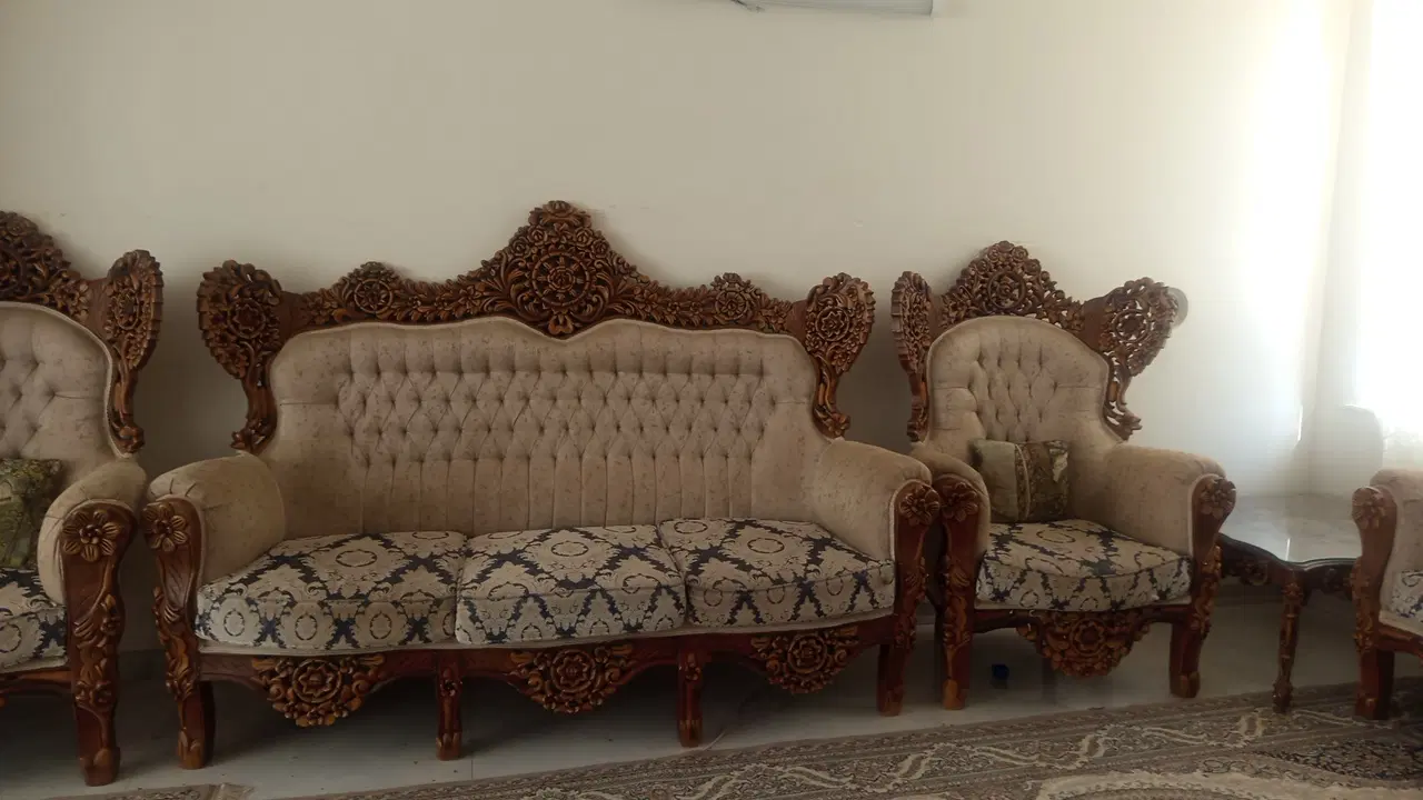 مبل|مبلمان خانگی و میز عسلی|گلبهار, شهر جدید گلبهار|دیوار