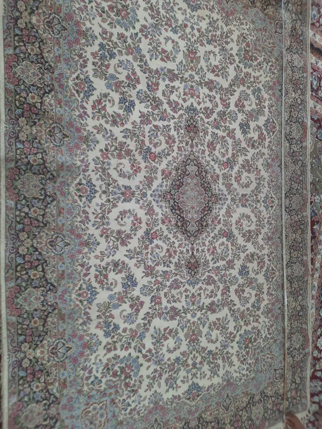 قالی دستباف کرمان، دو در سه، طرح ترنج|فرش|زرند, |دیوار
