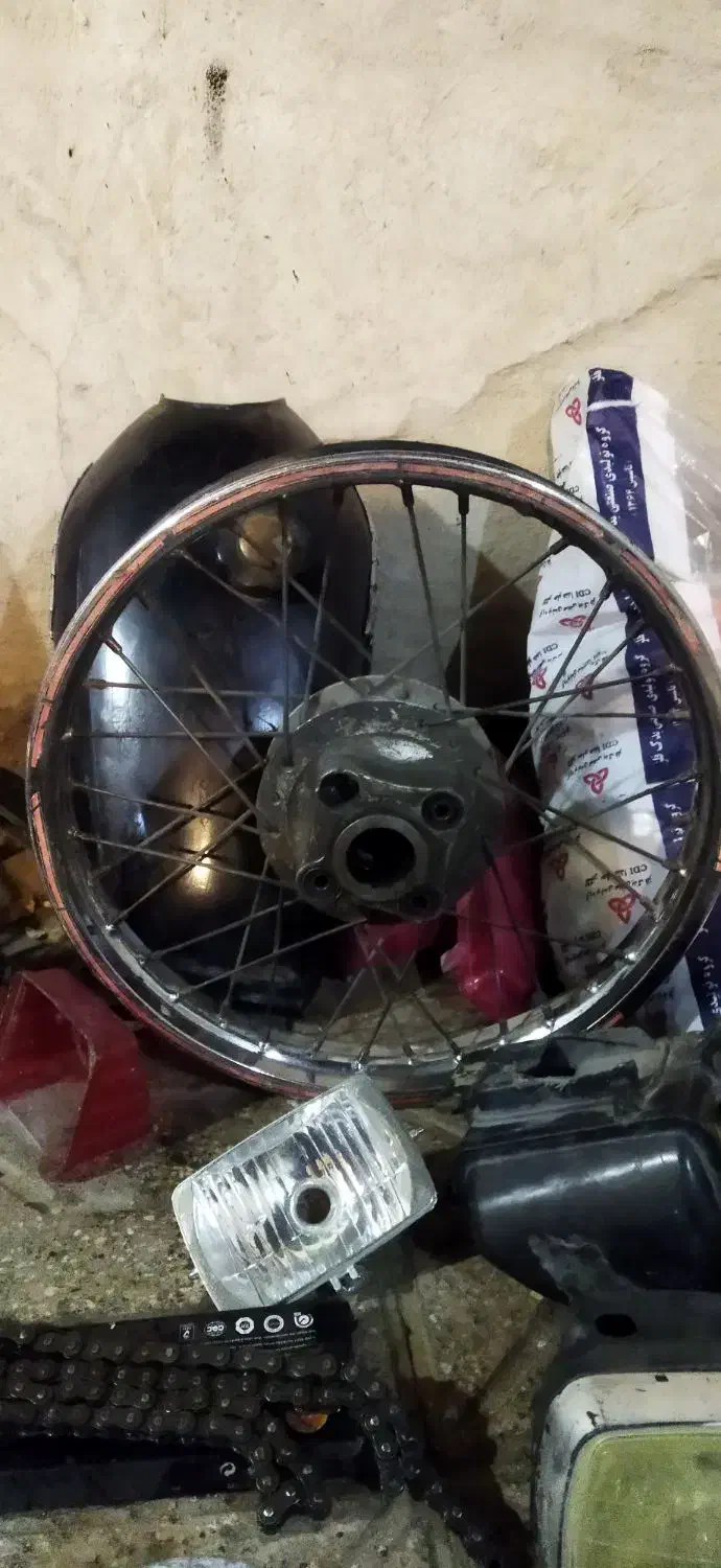 لوازم هندا طوقه اگزوز زین گلگیردرب لنت کیلومتر|قطعات یدکی و لوازم جانبی|مشهد, طبرسی شمالی|دیوار