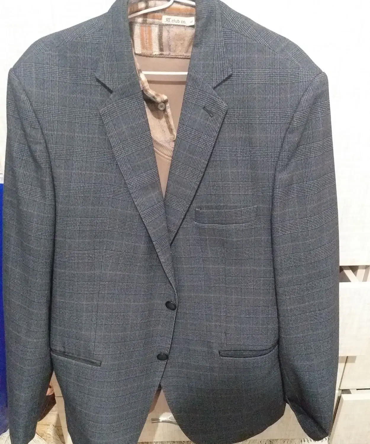 کت مردانه|لباس|صومعه‌سرا, |دیوار