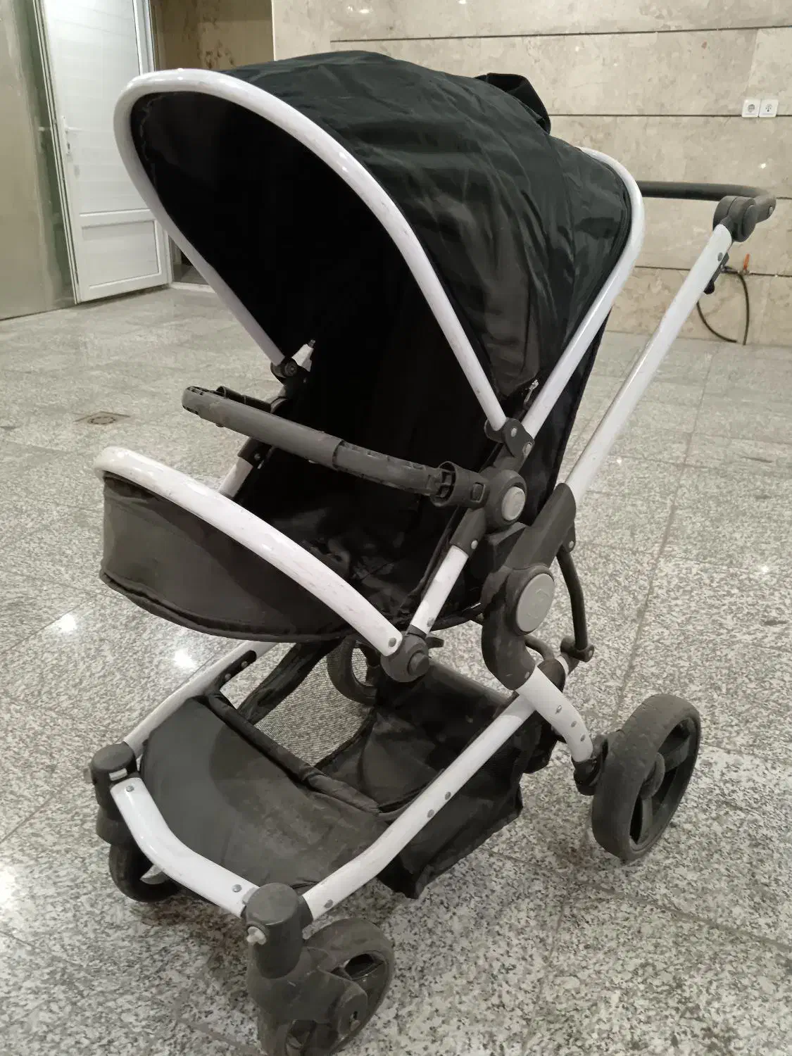 کالسکه کاملا سالم|کالسکه و لوازم جانبی|ری, شهرک نظامی|دیوار