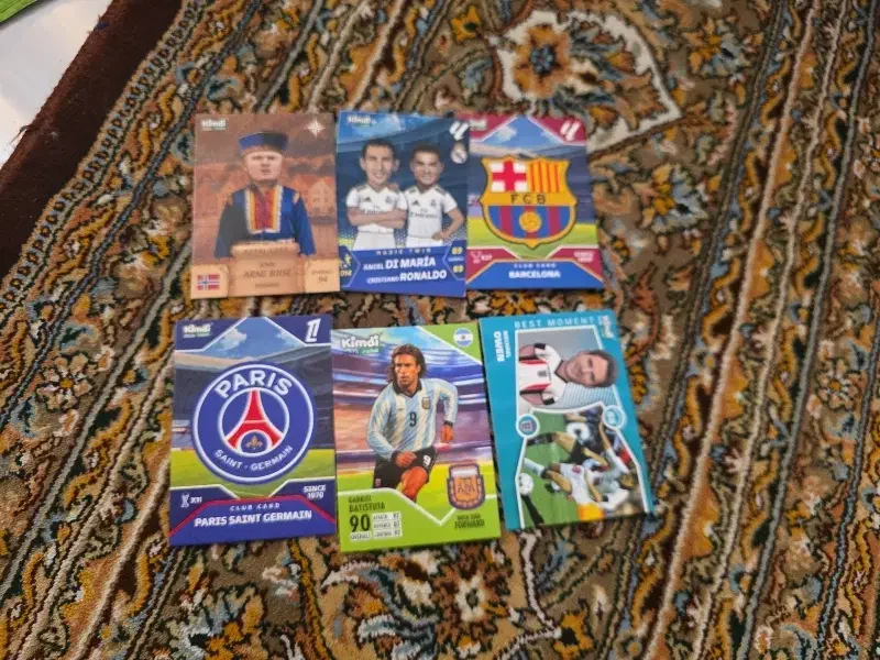 کیمدی|اسباب‌‌بازی|شیراز, چنچنه|دیوار