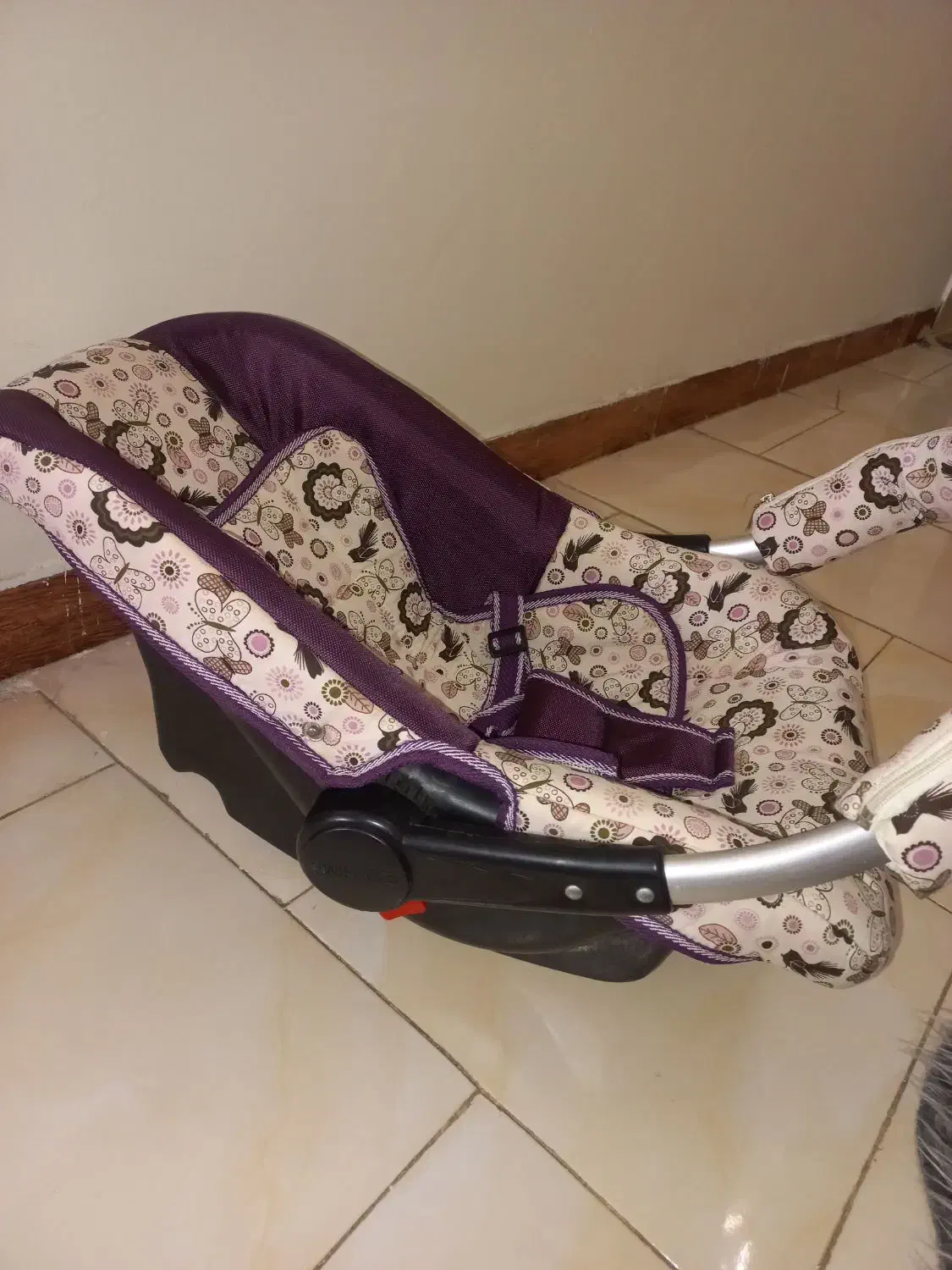 کریر نوزاد|کالسکه و لوازم جانبی|کرج, شاهین‌ویلا|دیوار