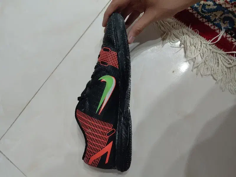 کفش فوتسال یا سالن|کیف، کفش، کمربند|یاسوج, |دیوار