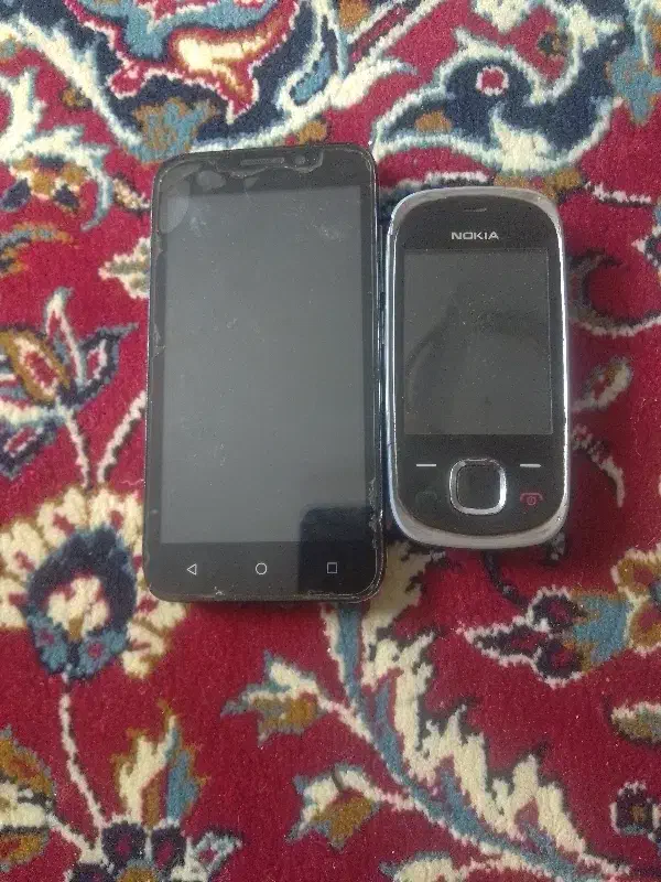 دوعددگوشی|موبایل|قیامدشت - خاورشهر, |دیوار