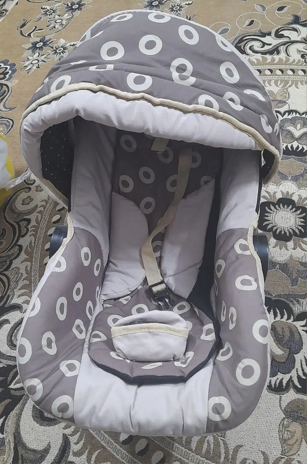 کریرنوزاددرحدنو|کالسکه و لوازم جانبی|اصفهان, پرتمان|دیوار