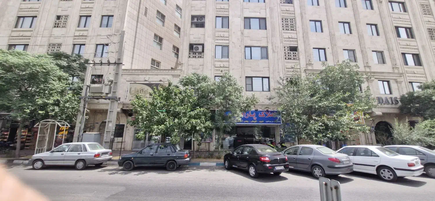 فروش مغازه ۶۰ متری دورمیدان|فروش مغازه و غرفه|ری, اقدسیه|دیوار