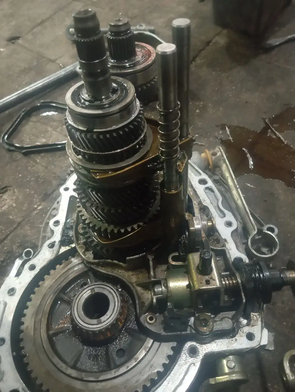 مکانیک و زیر بندی سیار هر در مکان|خدمات موتور و ماشین|کرمان, |دیوار