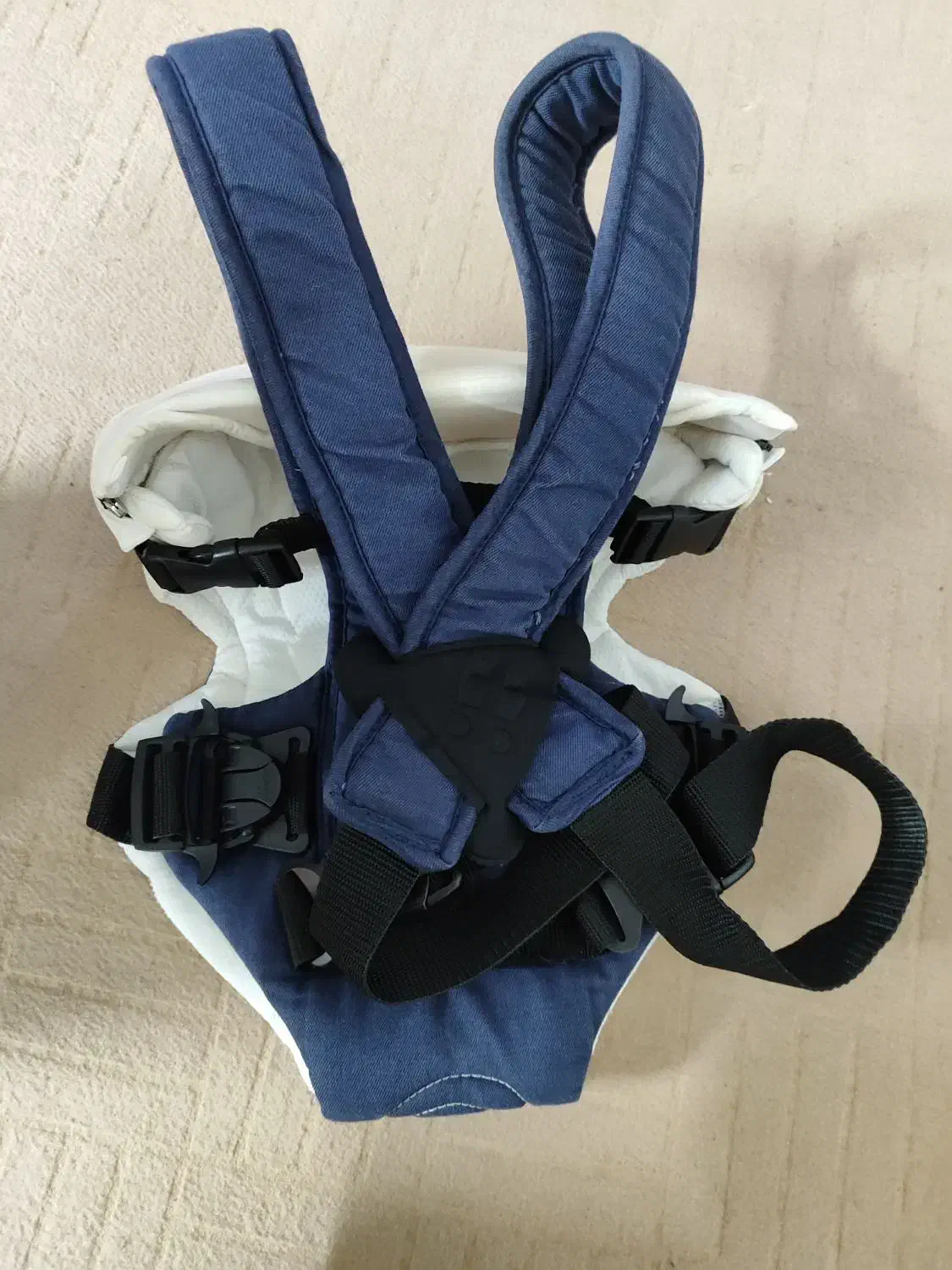 آغوشی چیکو|کالسکه و لوازم جانبی|مشهد, سرافرازان|دیوار