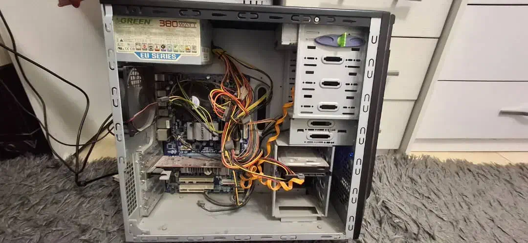 کامپیوتر کامل کیس و مانیتور موس کیبورد|رایانه رومیزی|تهران, جوانمردان (اندیشه)|دیوار