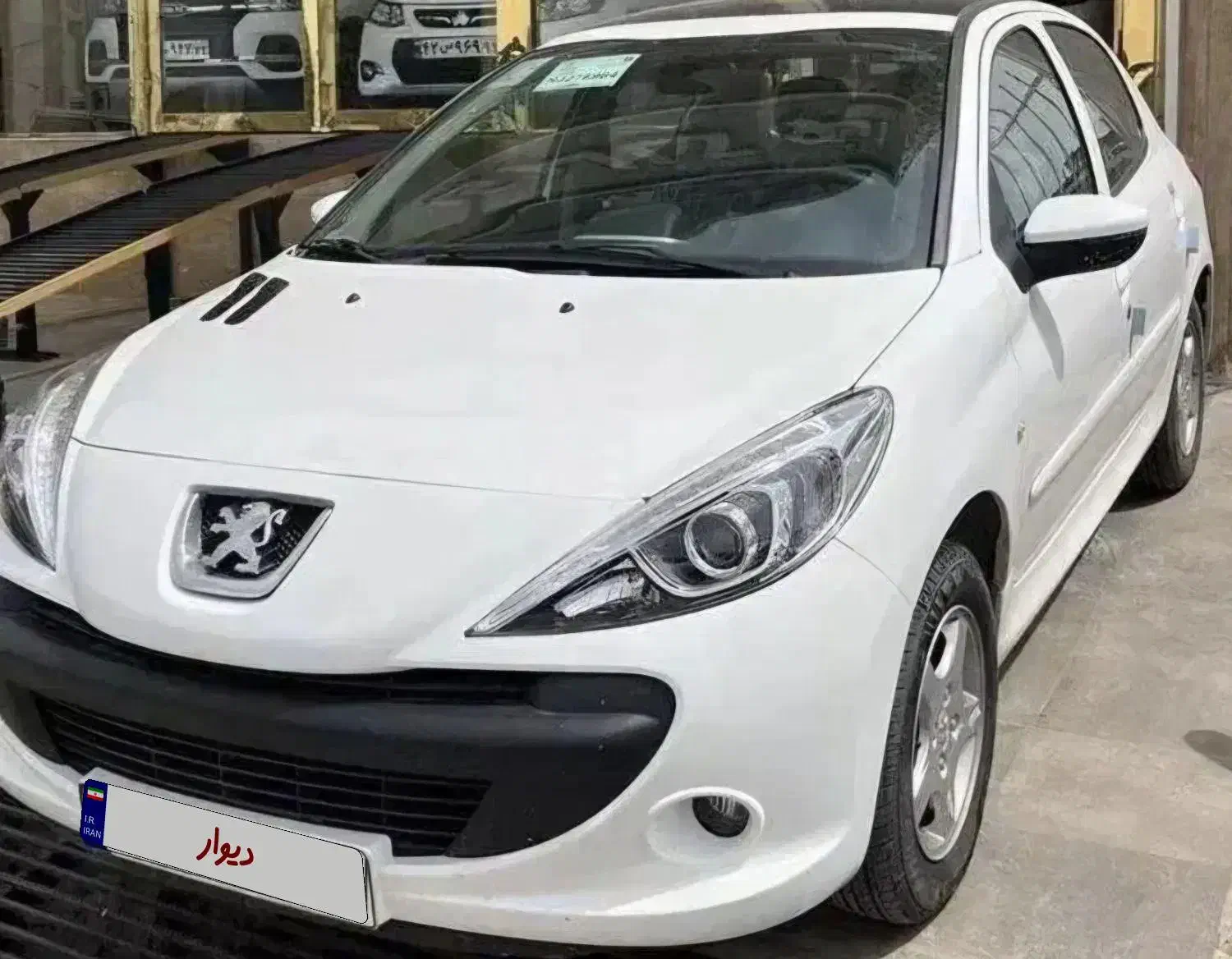 ۲۰۷ خشک|خودرو سواری و وانت|قروه, |دیوار