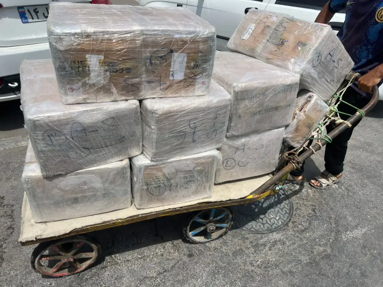 استخدام‌ منشی در انبار باربری ترمینال|استخدام اداری و مدیریت|بندرعباس, |دیوار