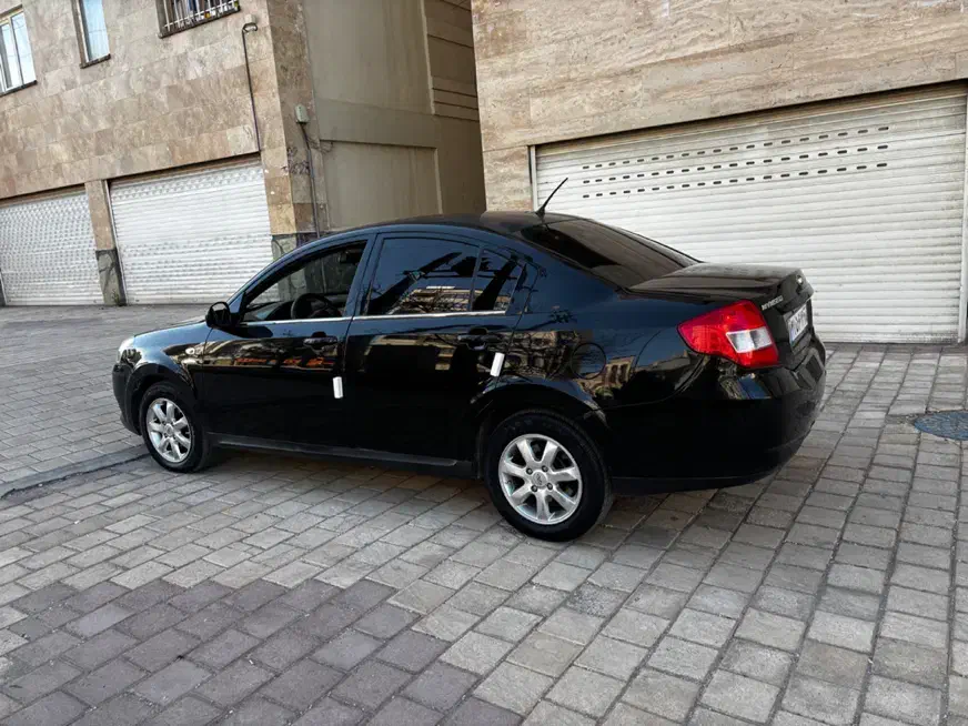 ام وی ام ۵۵۰|خودرو سواری و وانت|همدان, |دیوار