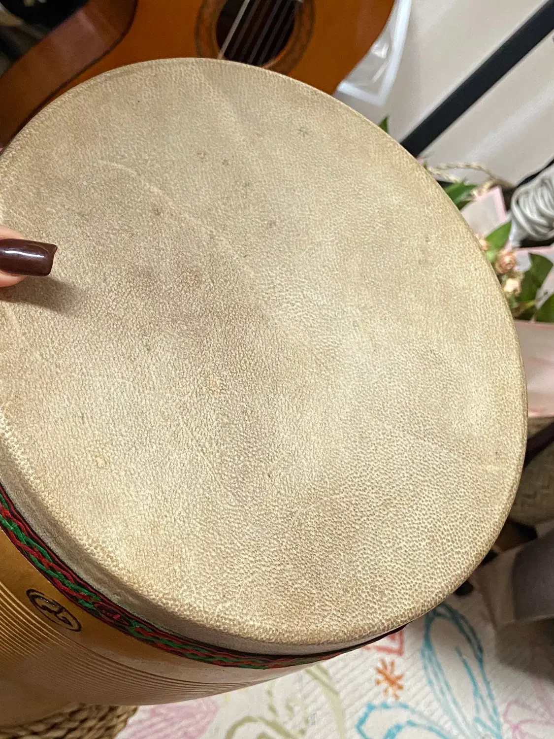 تنبک حلمی دهانه کوچک|سازهای سنتی|فردیس, نسترن شرقی|دیوار