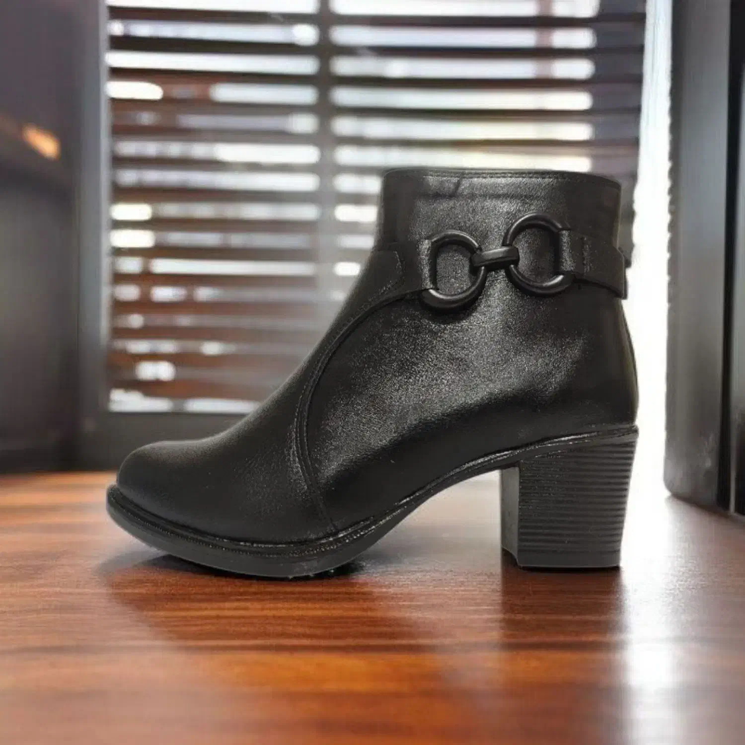 نیم بوت زنانه ارسال رایگان|کیف، کفش، کمربند|تهران, مشیریه|دیوار