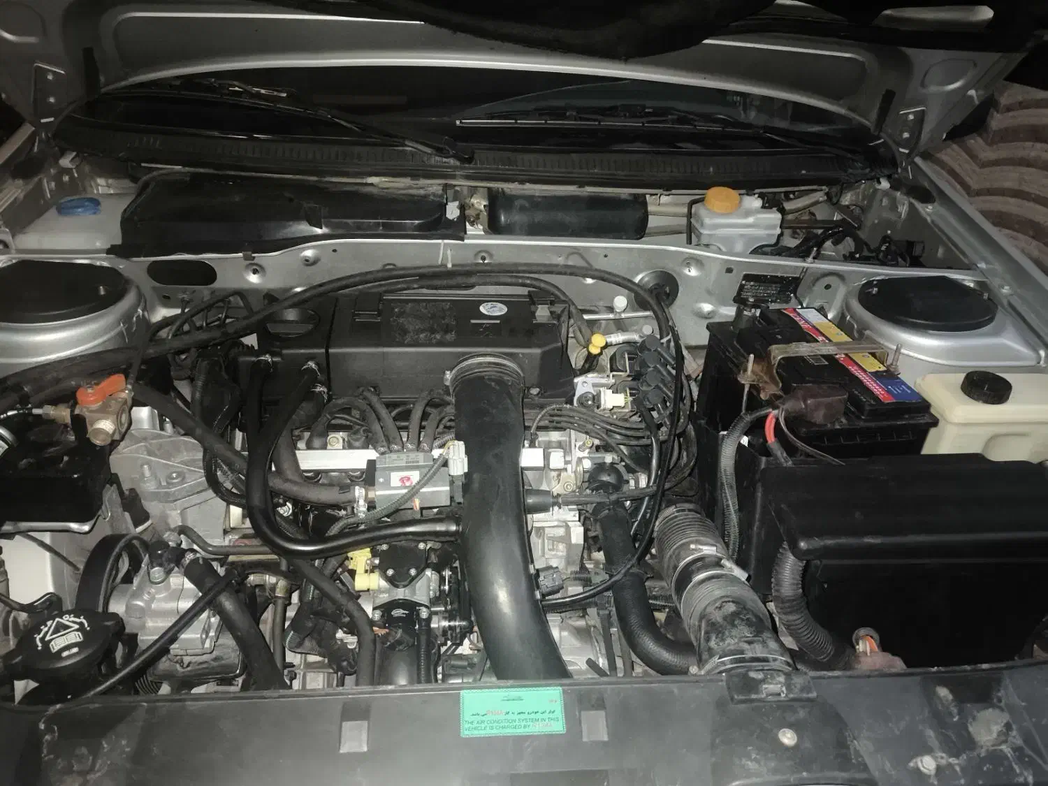 فروش پژو 405 لاکاغذی کم کار|خودرو سواری و وانت|اصفهان, کلمه خوران|دیوار