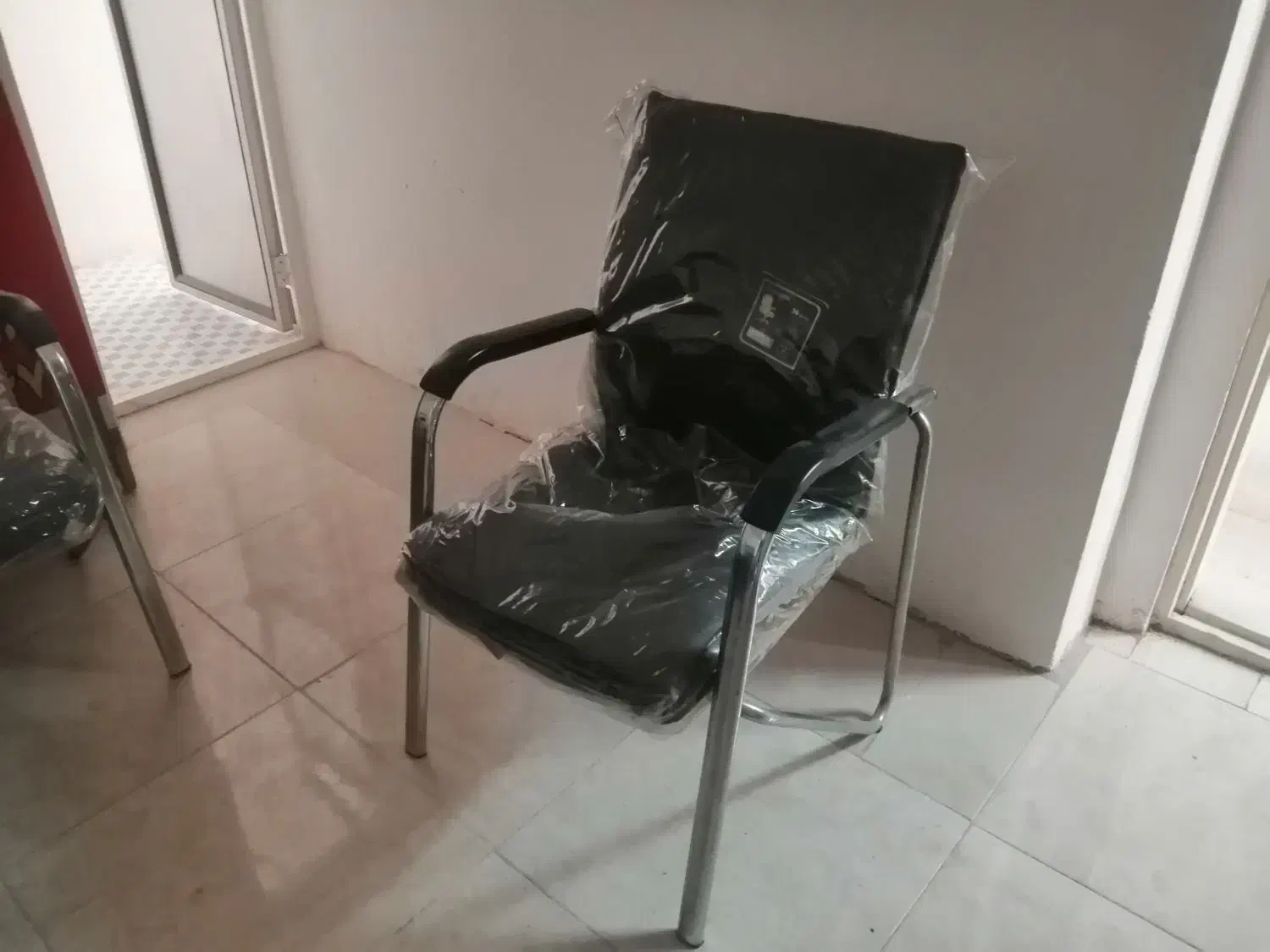 فروش میز اداری و صندلی|دفتر کار|قائمشهر, |دیوار