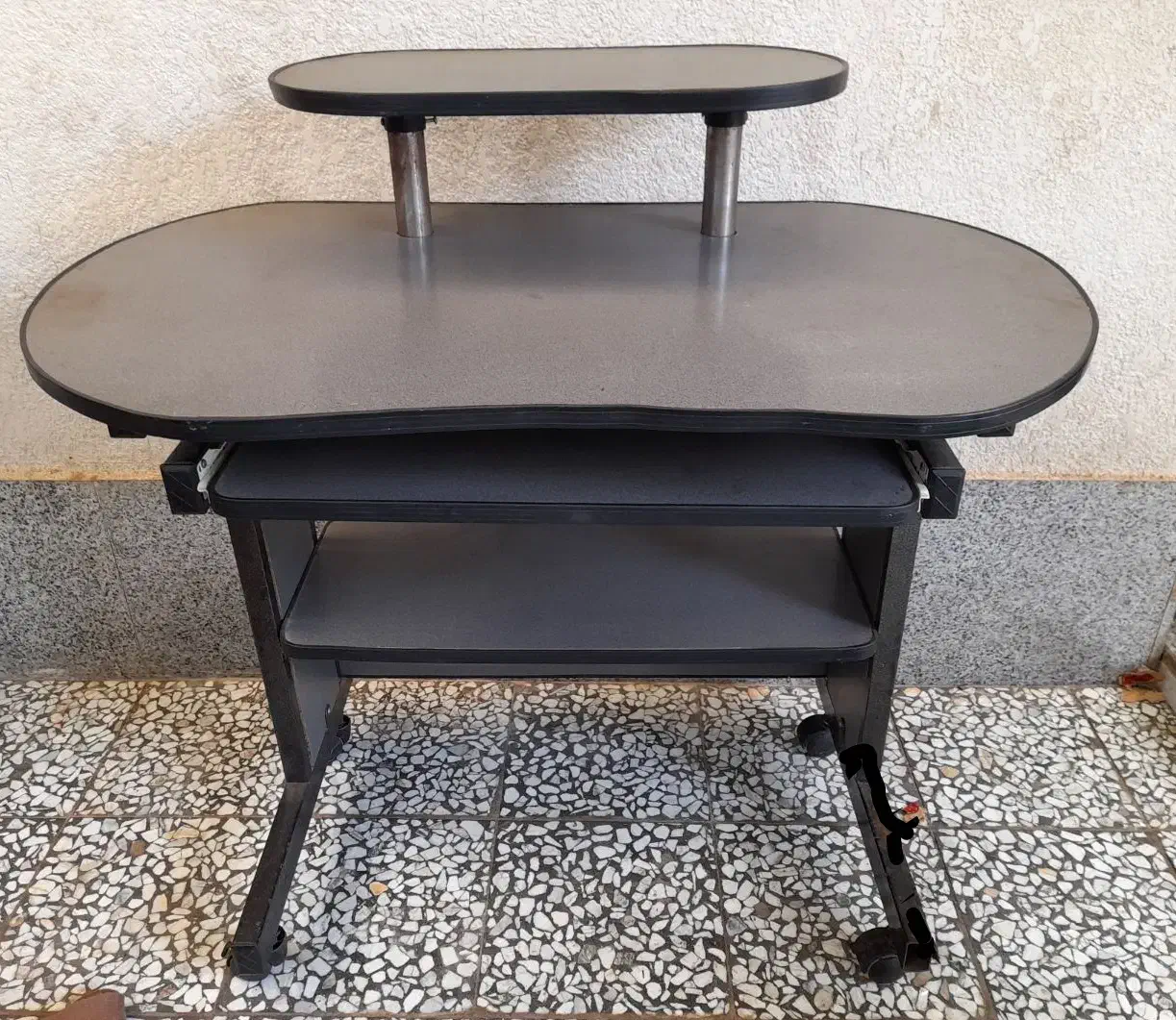 میزکامپیوتر و میز تحریر|میز تحریر و کامپیوتر|لاهیجان, آهندان|دیوار