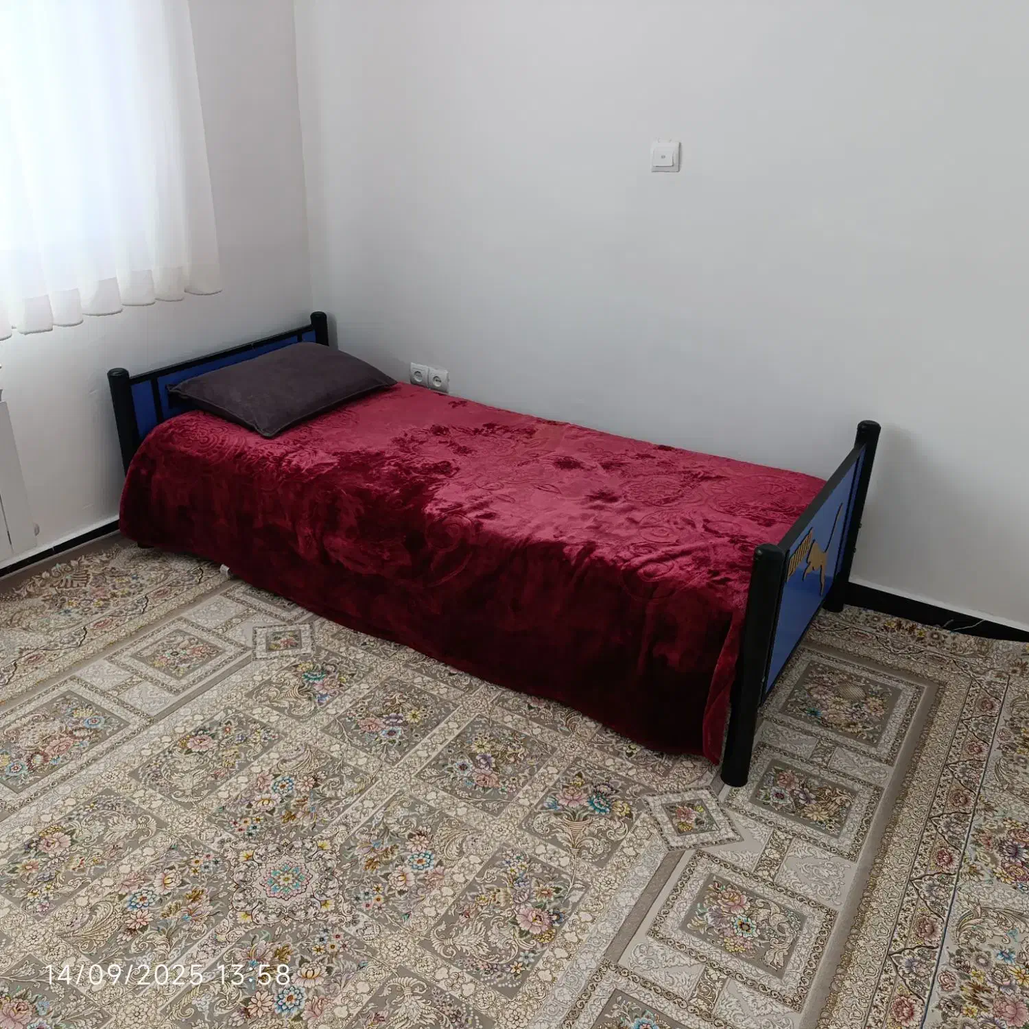 تخت خواب فلزی|تخت و سرویس خواب|کنگاور, |دیوار