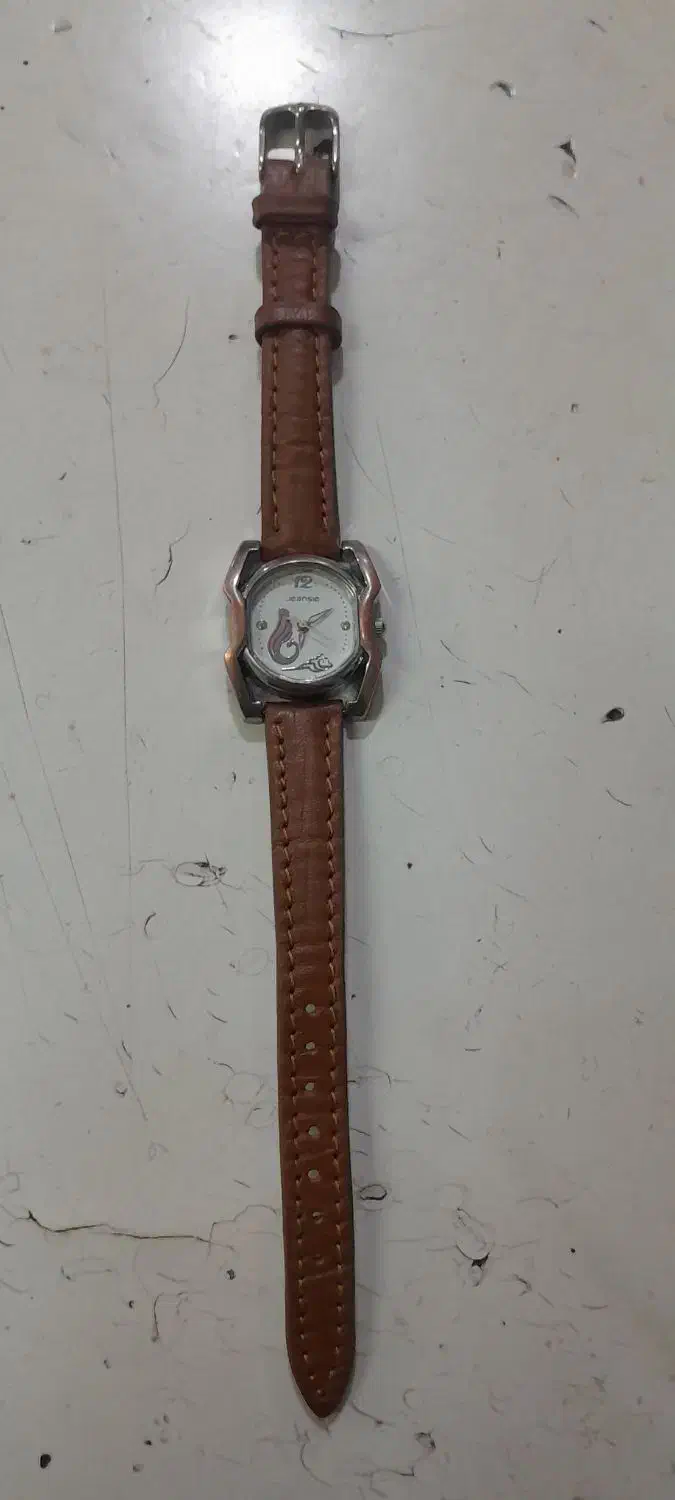 ساعت زنانه|ساعت|رباط‌کریم, نصیرشهر|دیوار