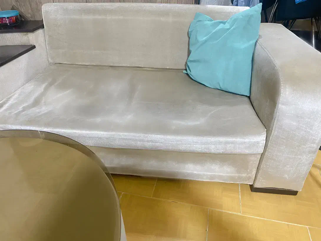 مبل|مبلمان خانگی و میز عسلی|رشت, باهنر|دیوار