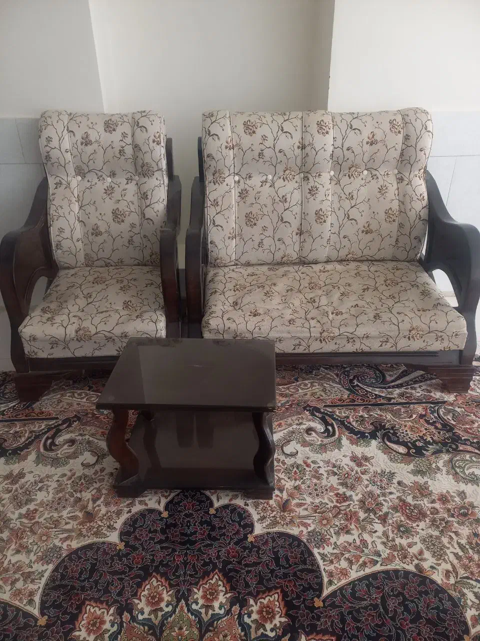 مبل ۷ نفره|مبلمان خانگی و میز عسلی|اصفهان, سلطان‌آباد|دیوار
