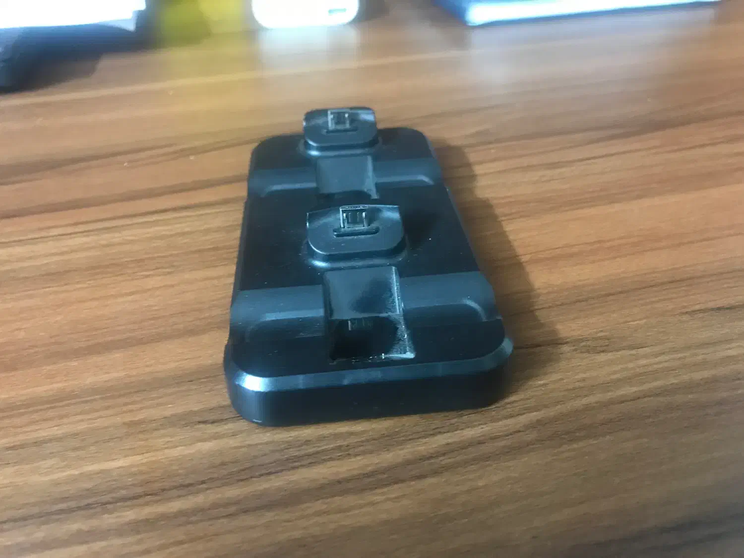 پایه شارژ دسته پلی استیشن ۴|کنسول، بازی ویدئویی و آنلاین|لاهیجان, کاروانسرابر|دیوار