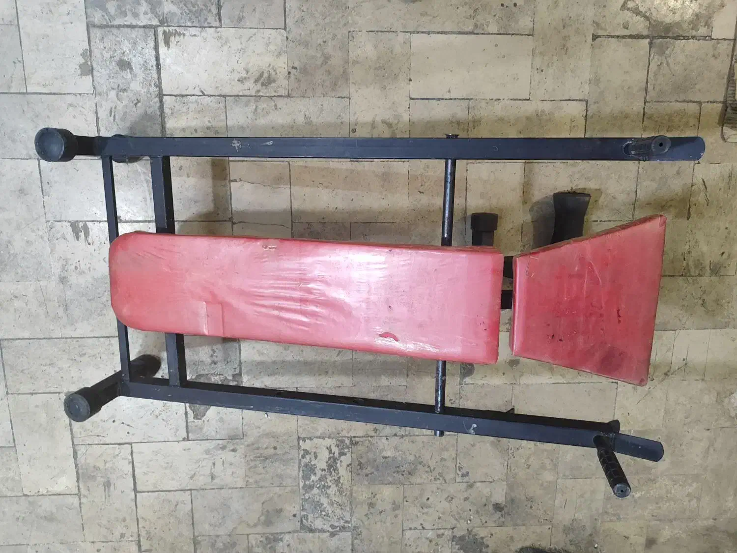 میز پرس سینه چند کاره به همراه میله و 80کیلو وزنه|تجهیزات ورزشی|تهران, شهرک آزادی|دیوار