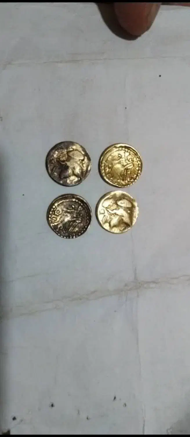 ۴عدد سکه|کلکسیون سکه، تمبر، اسکناس|اندیشه, اندیشه فاز ۵|دیوار