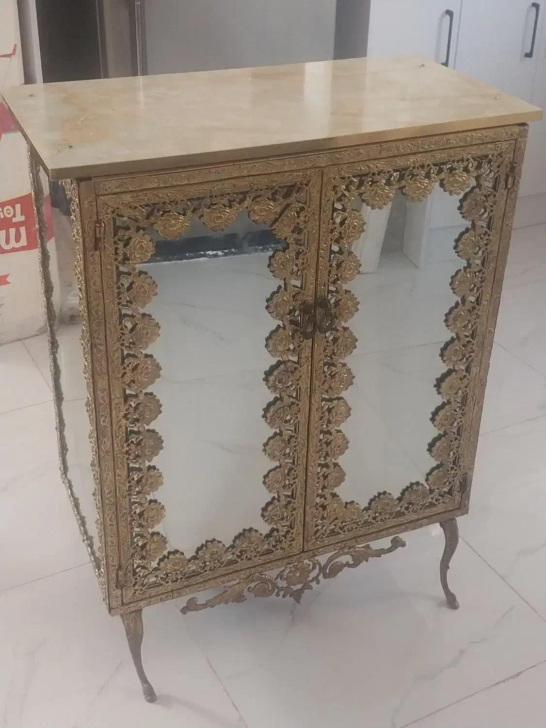 جاکفشی  برنز طرح گل رز۳طبقه|جاکفشی، کمد، دراور|تهران, مینای جنوبی|دیوار