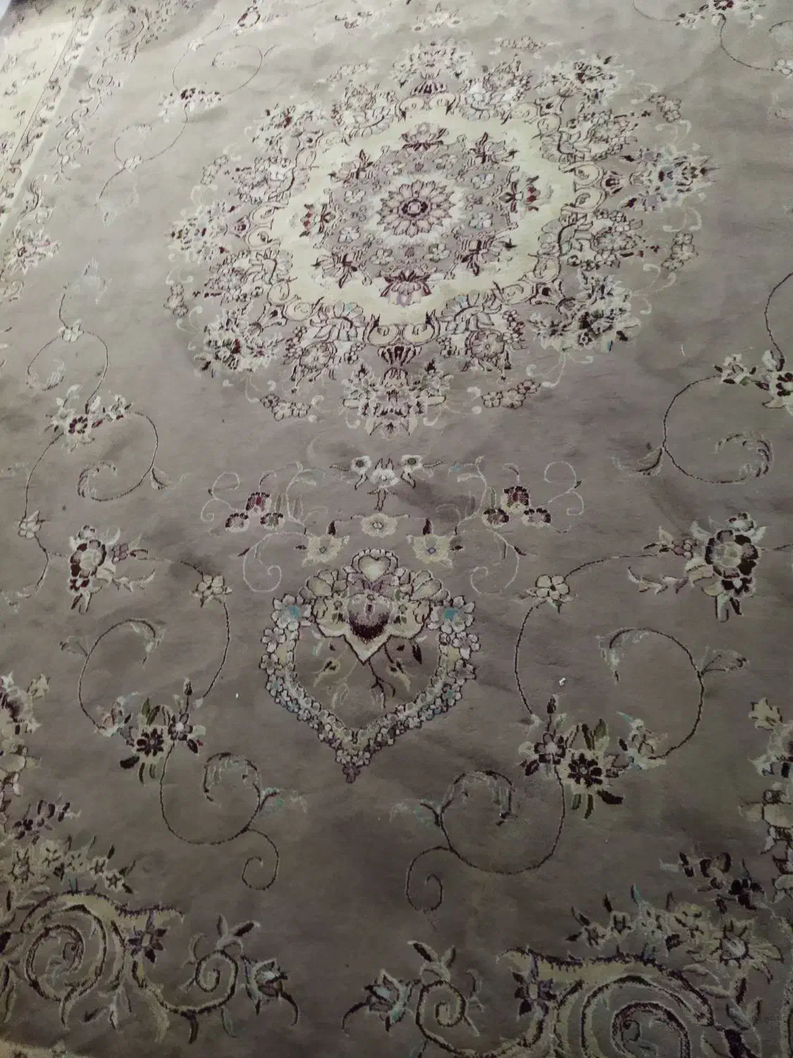 دوعددفرش گردویی فقط وفقط4میلیون|فرش|مینودشت, |دیوار