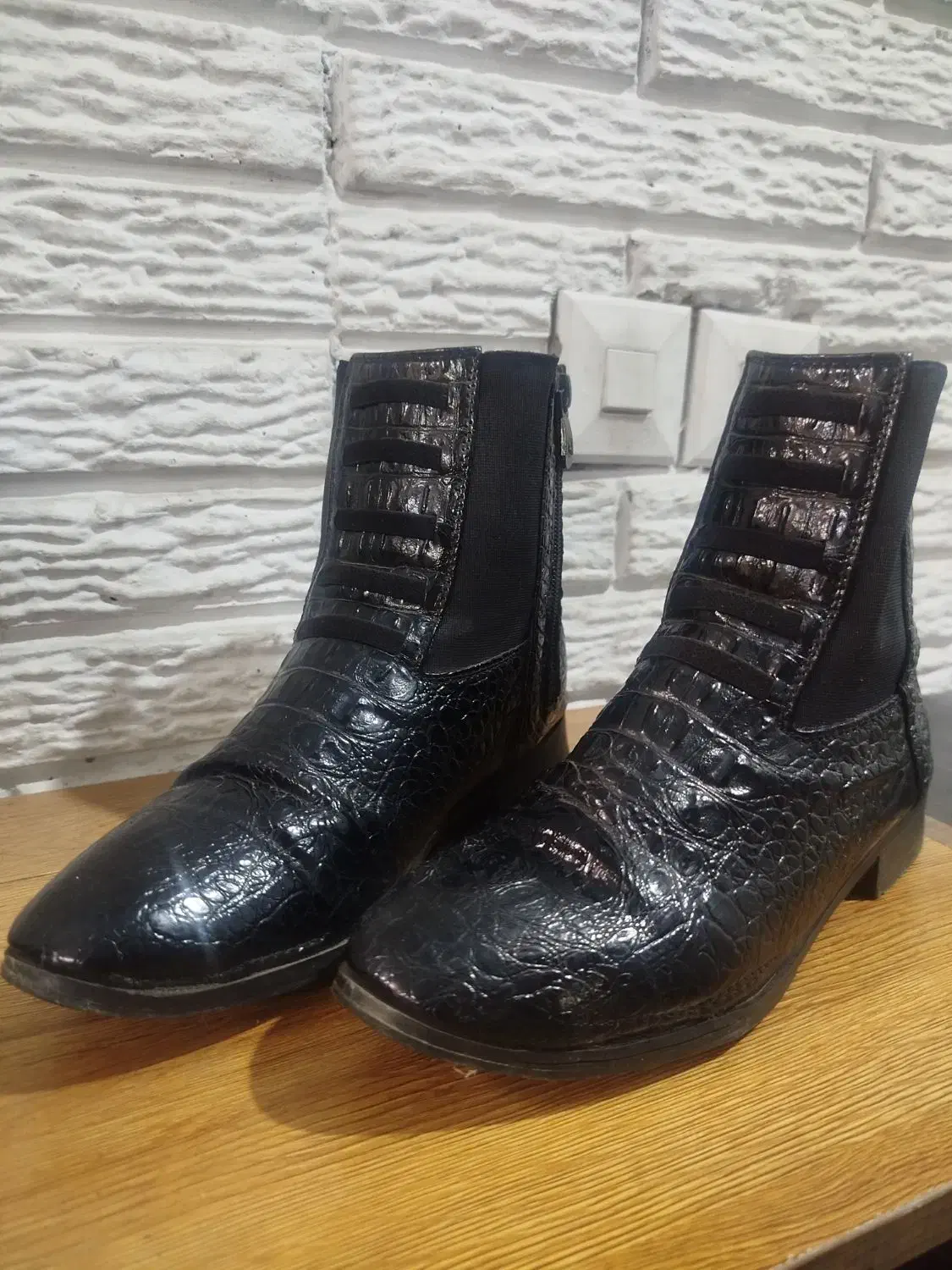 بوت چرم شیک|کیف، کفش، کمربند|رشت, آزادگان|دیوار